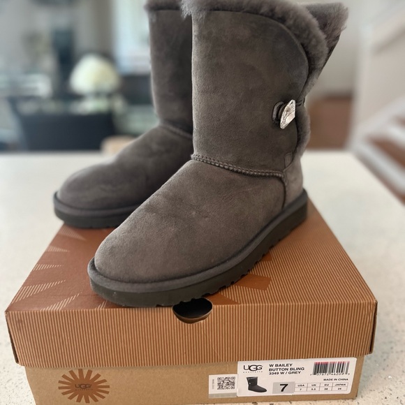 W Bailey Button Bling Boots - Picture 4 of 7